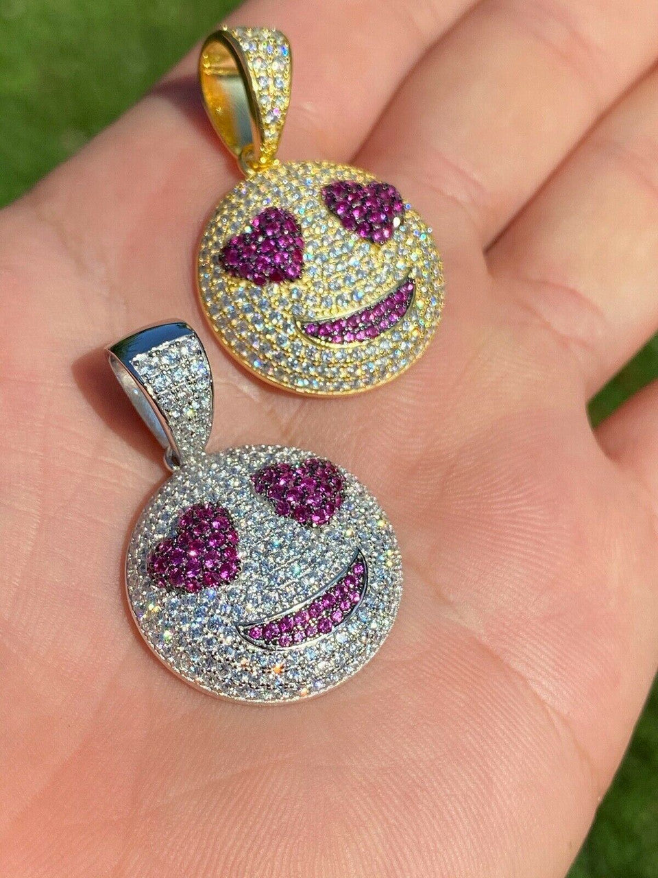 HarlemBling 925 Silver Hip Hop Smiling Face Heart Eyes Emoji Love Necklace Iced Smiley