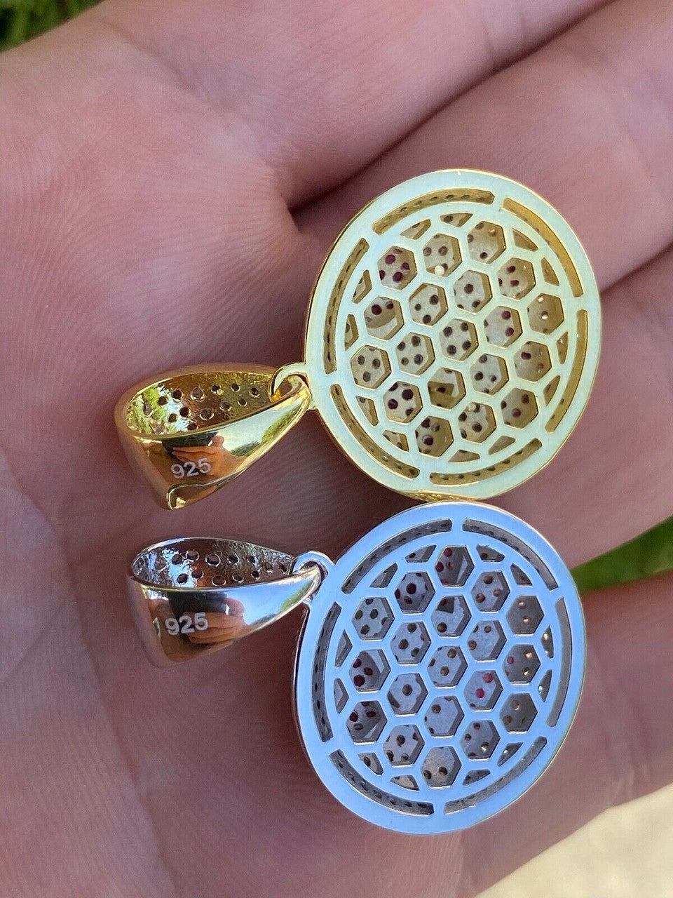 HarlemBling 925 Silver Hip Hop Smiling Face Heart Eyes Emoji Love Necklace Iced Smiley