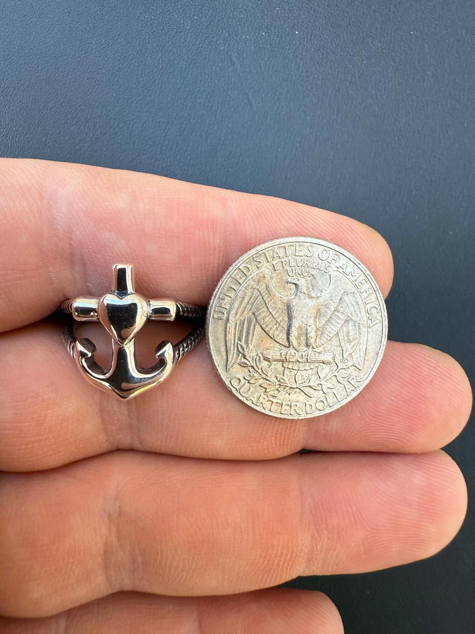 HarlemBling Cross On Anchor Ring - 925 Silver Oxidized - Plain