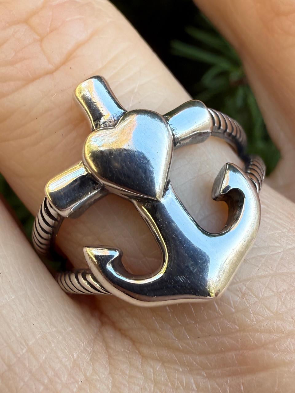 HarlemBling Cross On Anchor Ring - 925 Silver Oxidized - Plain