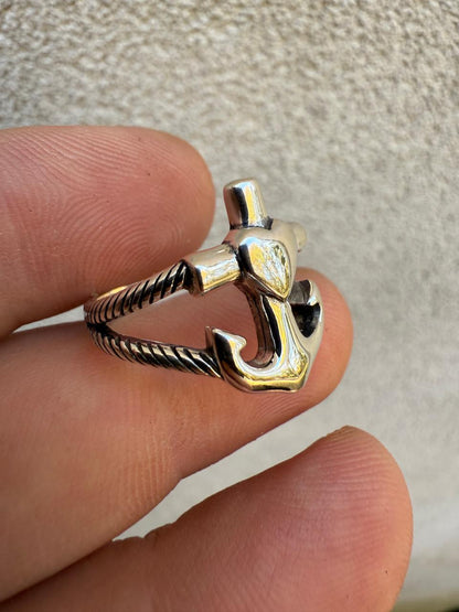 HarlemBling Cross On Anchor Ring - 925 Silver Oxidized - Plain