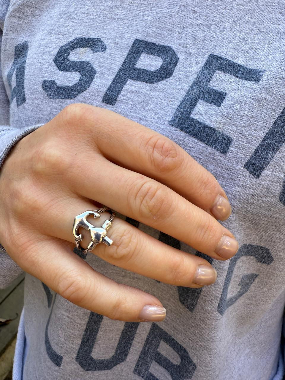 HarlemBling Cross On Anchor Ring - 925 Silver Oxidized - Plain