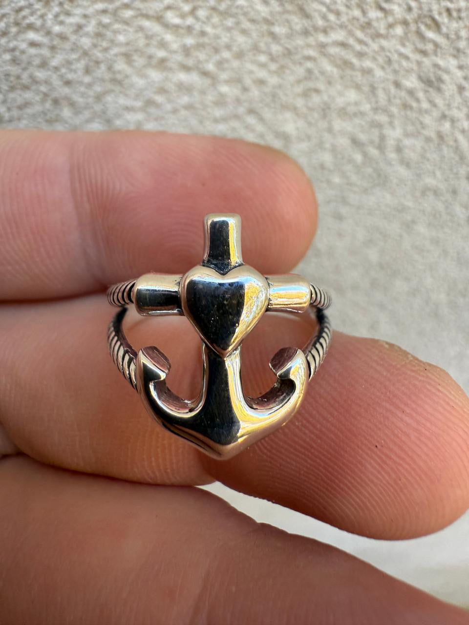 HarlemBling Cross On Anchor Ring - 925 Silver Oxidized - Plain