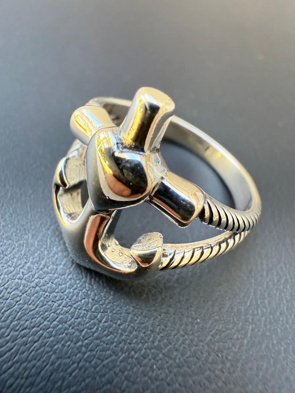 HarlemBling Cross On Anchor Ring - 925 Silver Oxidized - Plain