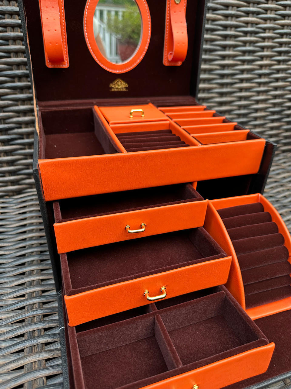 HarlemBling Harlembling Leather Full Size Home Jewelry Box Case