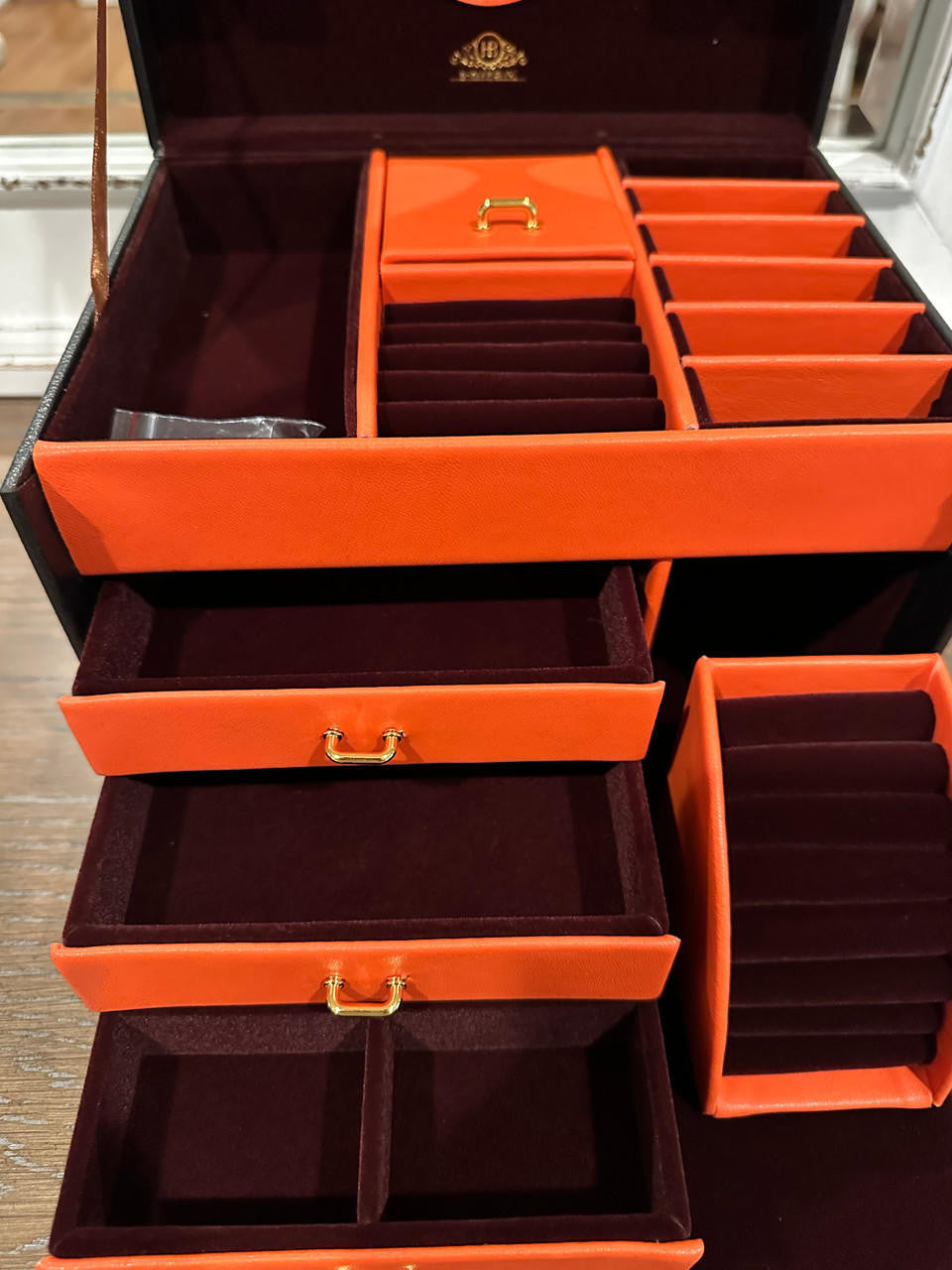 HarlemBling Harlembling Leather Full Size Home Jewelry Box Case