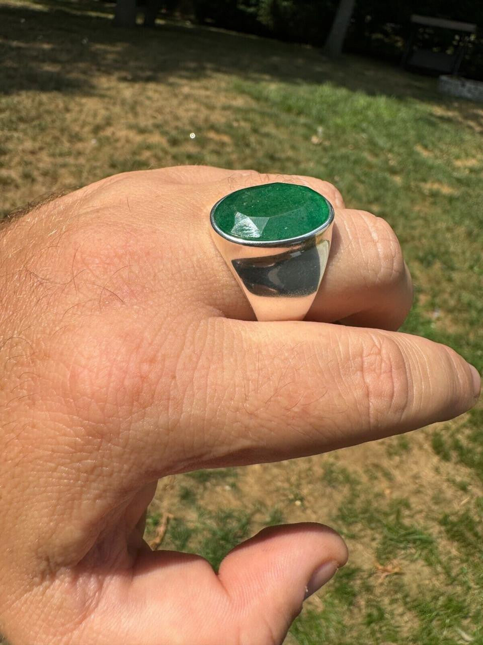 HarlemBling Hollywood Swag Ring - 925 Silver - Genuine Green Emerald Stone