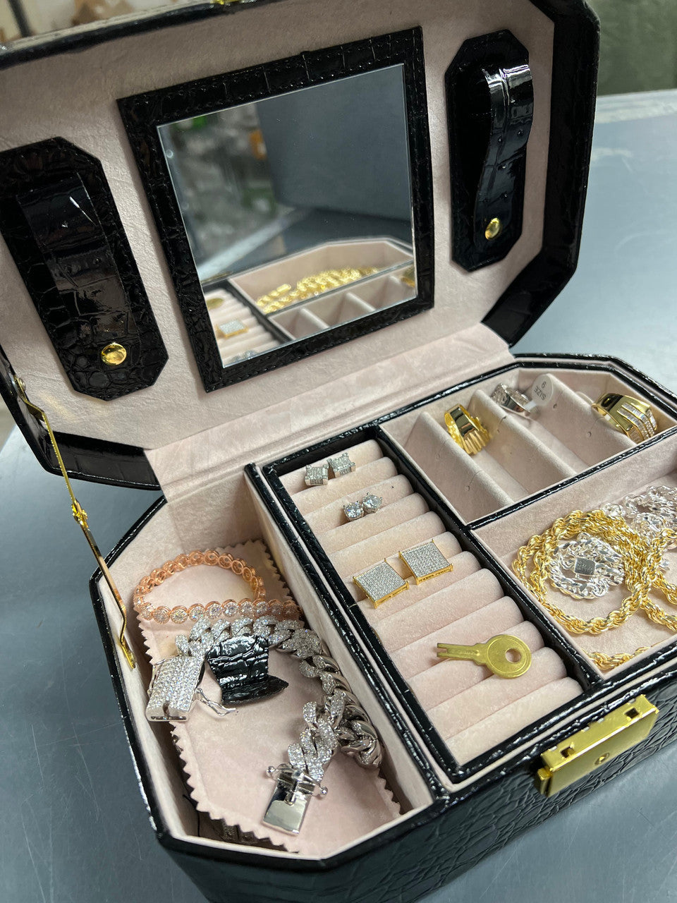 Harlembling Jewelry Box