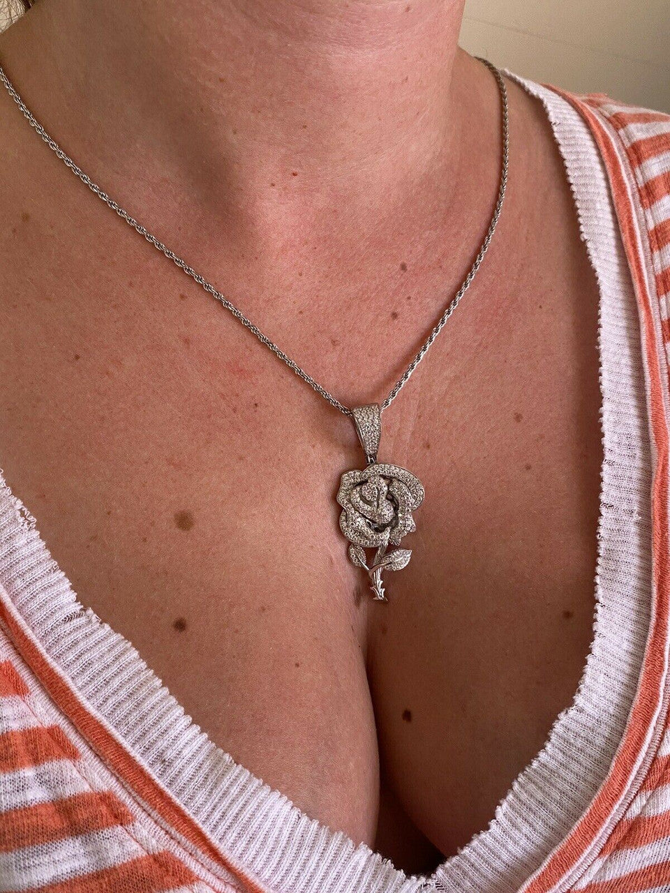 HarlemBling Ladies Solid 925 Silver Rose Flower Pendant Necklace Iced Hip Hop Gold Diamond