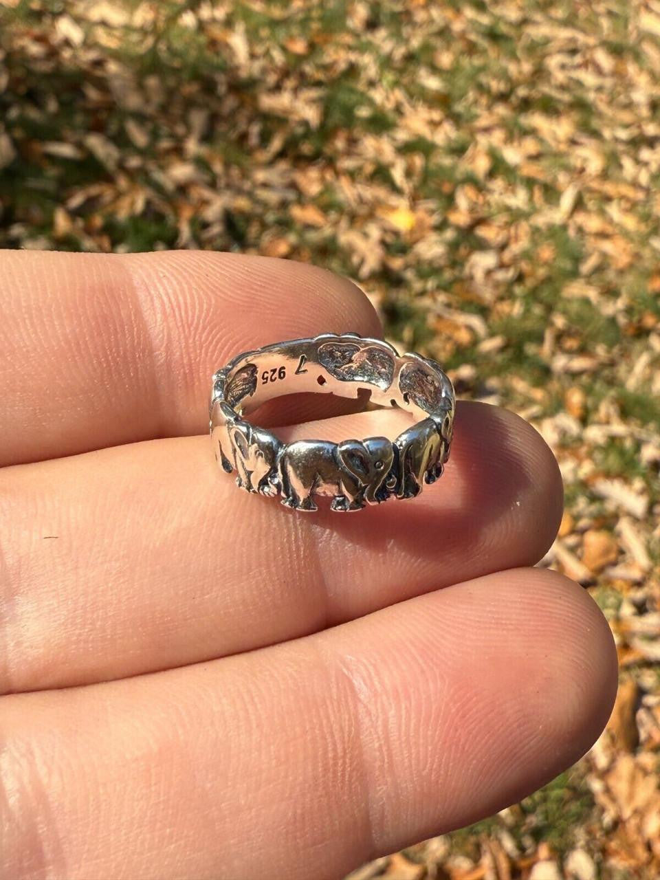 HarlemBling Lucky Elephant Band Ring - 925 Silver - Plain