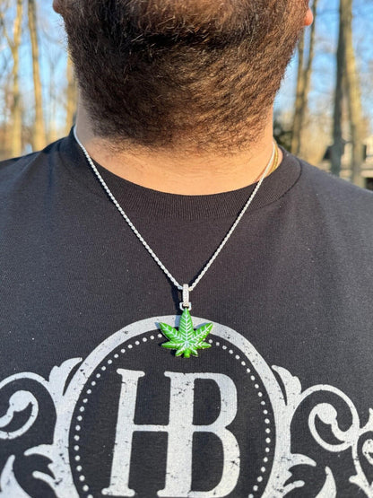 HarlemBling Marijuana Pendant Moissanite 925 Silver Marijuana Weed Leaf Pendant Necklace