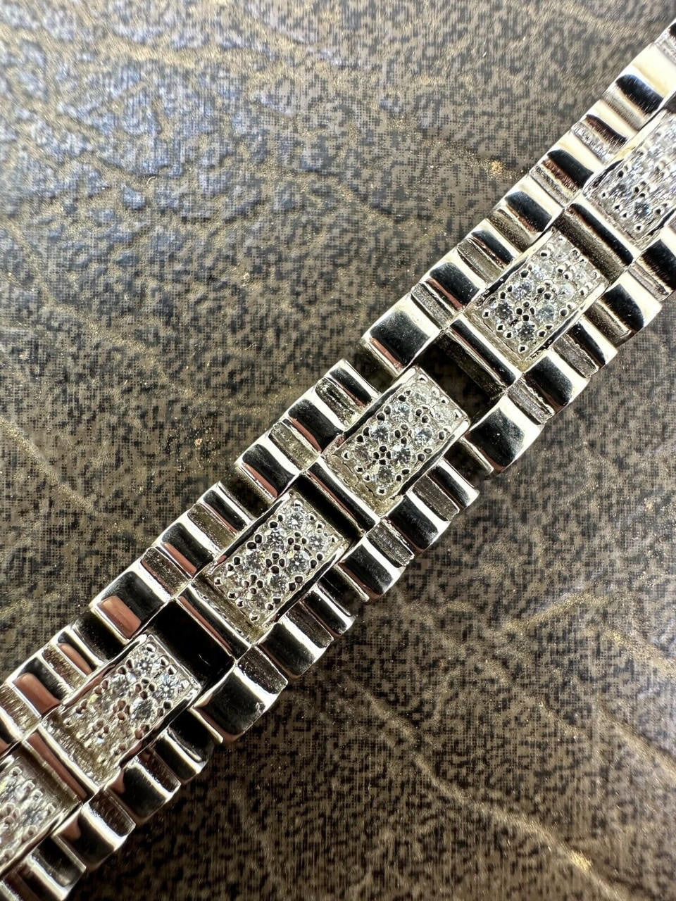 HarlemBling Mens 10mm Iced Presidential Bracelet Real 925 Sterling Silver Flooded Out HipHop