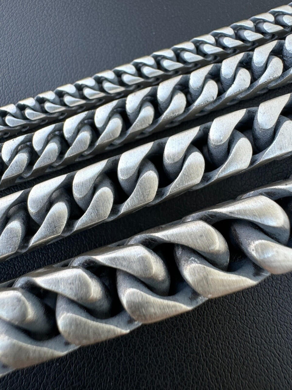 HarlemBling Modern Franco Link Bracelet W. Box Lock - Oxidized 925 Sterling Silver - 7"-9" - 4mm-10mm