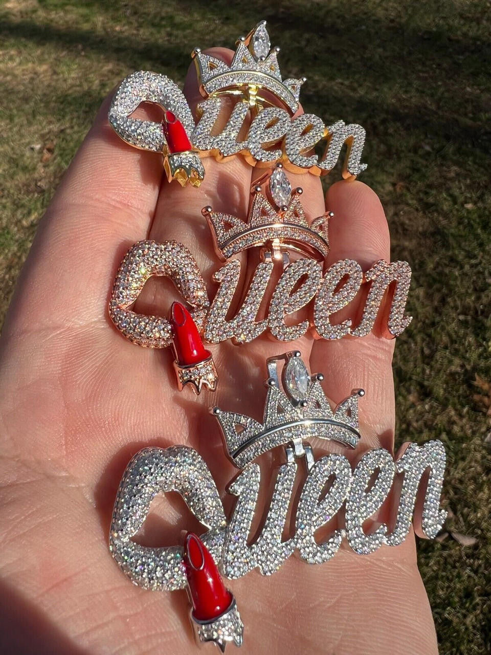 HarlemBling MOISSANITE 925 Silver/Gold/Rose Iced Queen W. Crown & Lipstick Pendant Necklace