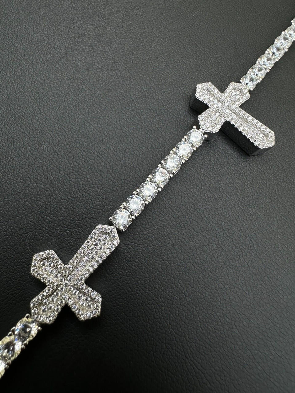 HarlemBling Moissanite Iced Cross Shape Tennis Bracelet Mens Ladies Hip Hop Real 925 Silver