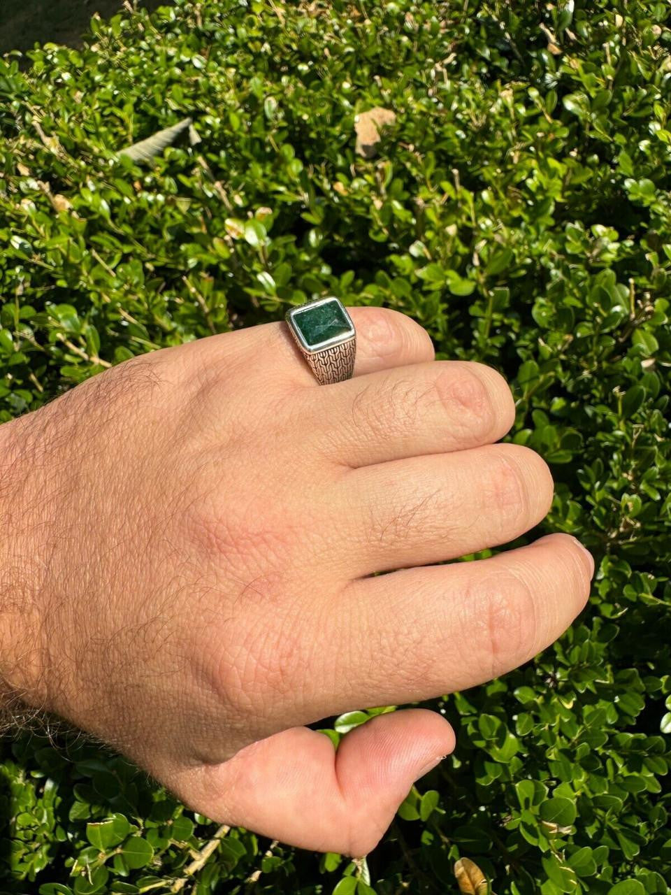 HarlemBling NYC Natural Green Eye Ring - 925 Silver Oxidized - Genuine Green Emerald Stone