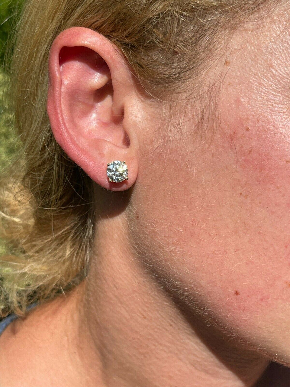 HarlemBling Real 4ct TW Moissanite Solitaire Stud Earrings 14k Gold Vermeil - GRA D VVS1 8mm