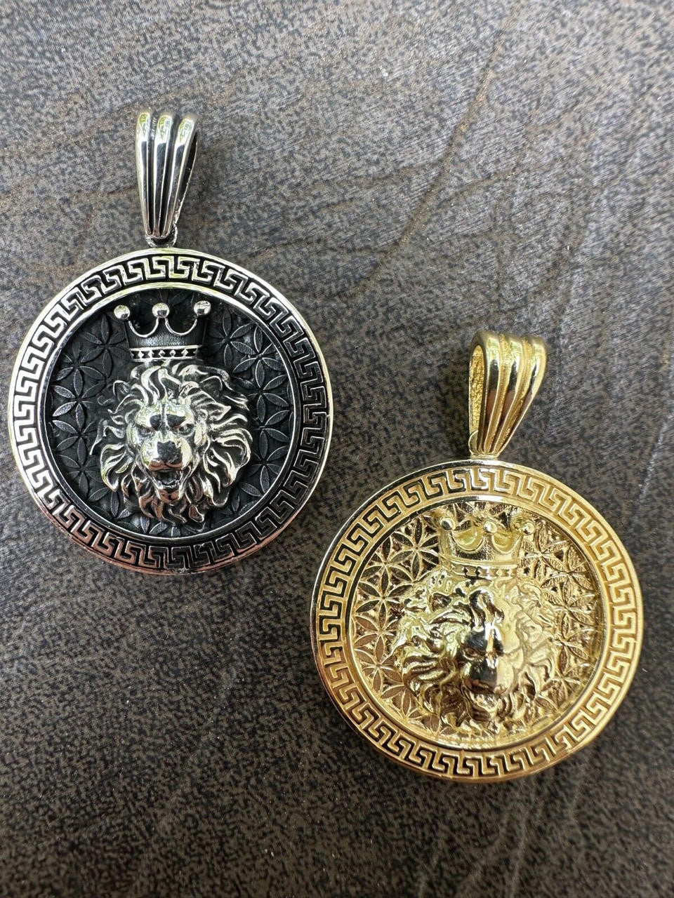 HarlemBling Real 925 Silver / 14k Gold Plated Lion King Of Jungle Medallion Pendant Necklace