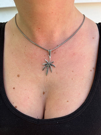 HarlemBling Real 925 Silver / 14k Gold Plated Marijuana Leaf Oxidized Pendant Necklace Charm