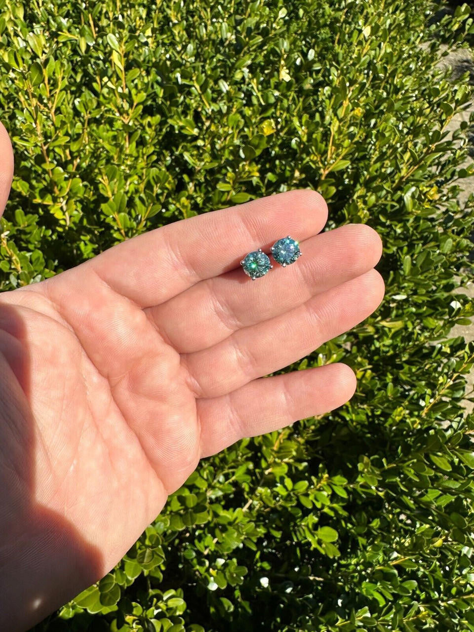 HarlemBling Real Green Moissanite Screwback Stud Earrings 925 Silver 3-8mm Iced Pass Tester