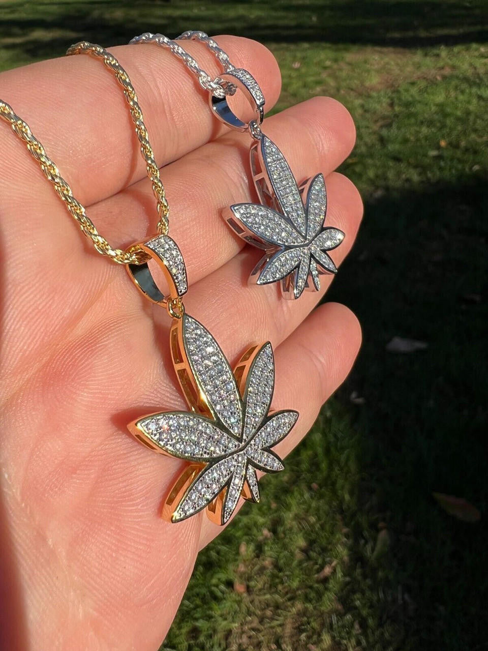 HarlemBling Real Iced VVS MOISSANITE 925 Silver/Gold Plated Marijuana Weed Pendant Necklace
