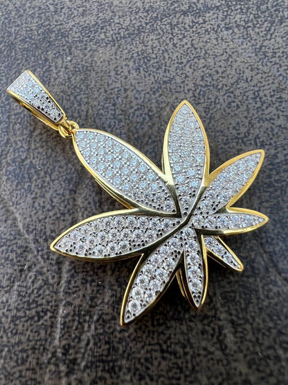 HarlemBling Real Iced VVS MOISSANITE 925 Silver/Gold Plated Marijuana Weed Pendant Necklace