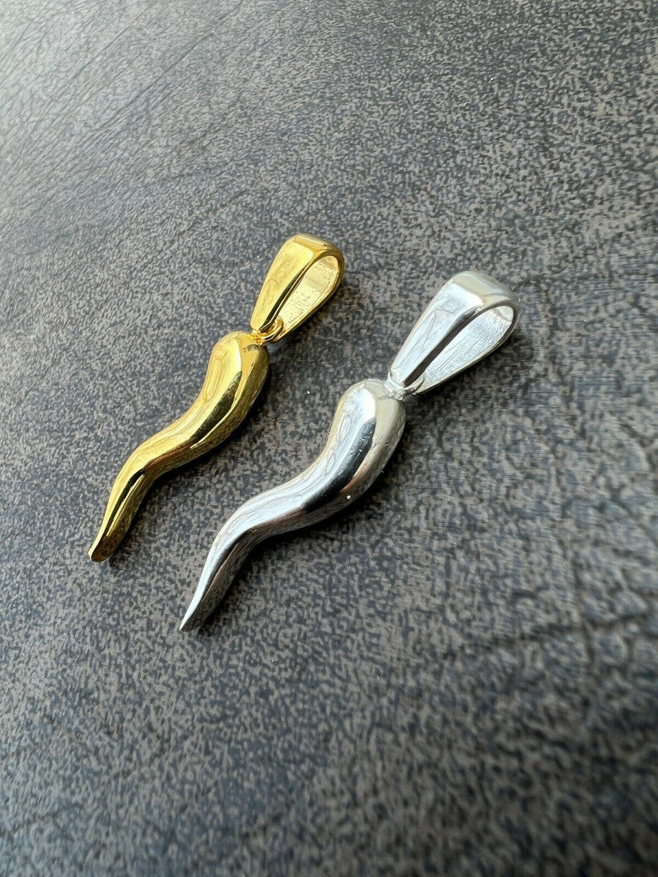 HarlemBling Real Solid 925 Silver / Gold Italian Cornicello Horn Pepper Pendant Necklace