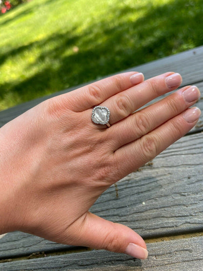 HarlemBling Real Solid 925 Sterling Silver Flower Clover Ring White Mother Of Pearl Diamonds