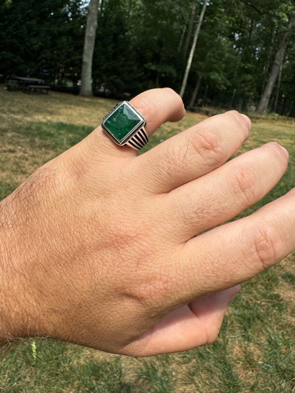 HarlemBling Royalty Ring - 925 Silver - Genuine Green Emerald Stone