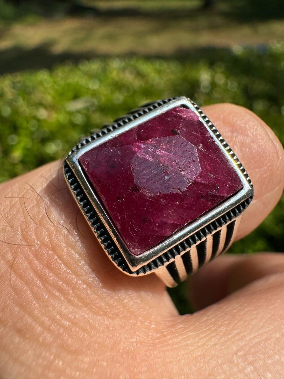 HarlemBling Royalty Ring - 925 Silver - Genuine Red Ruby Stone