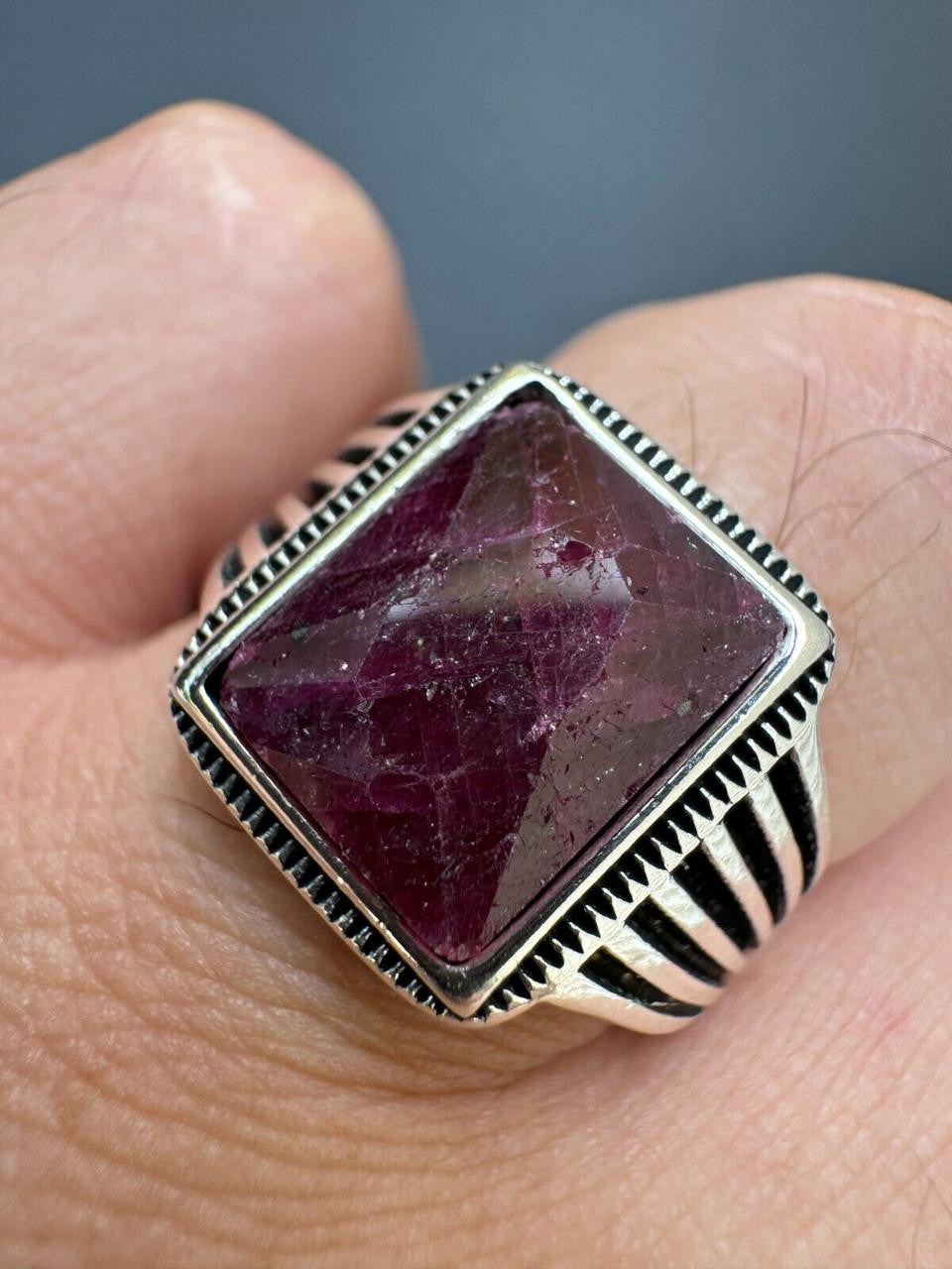 HarlemBling Royalty Ring - 925 Silver - Genuine Red Ruby Stone