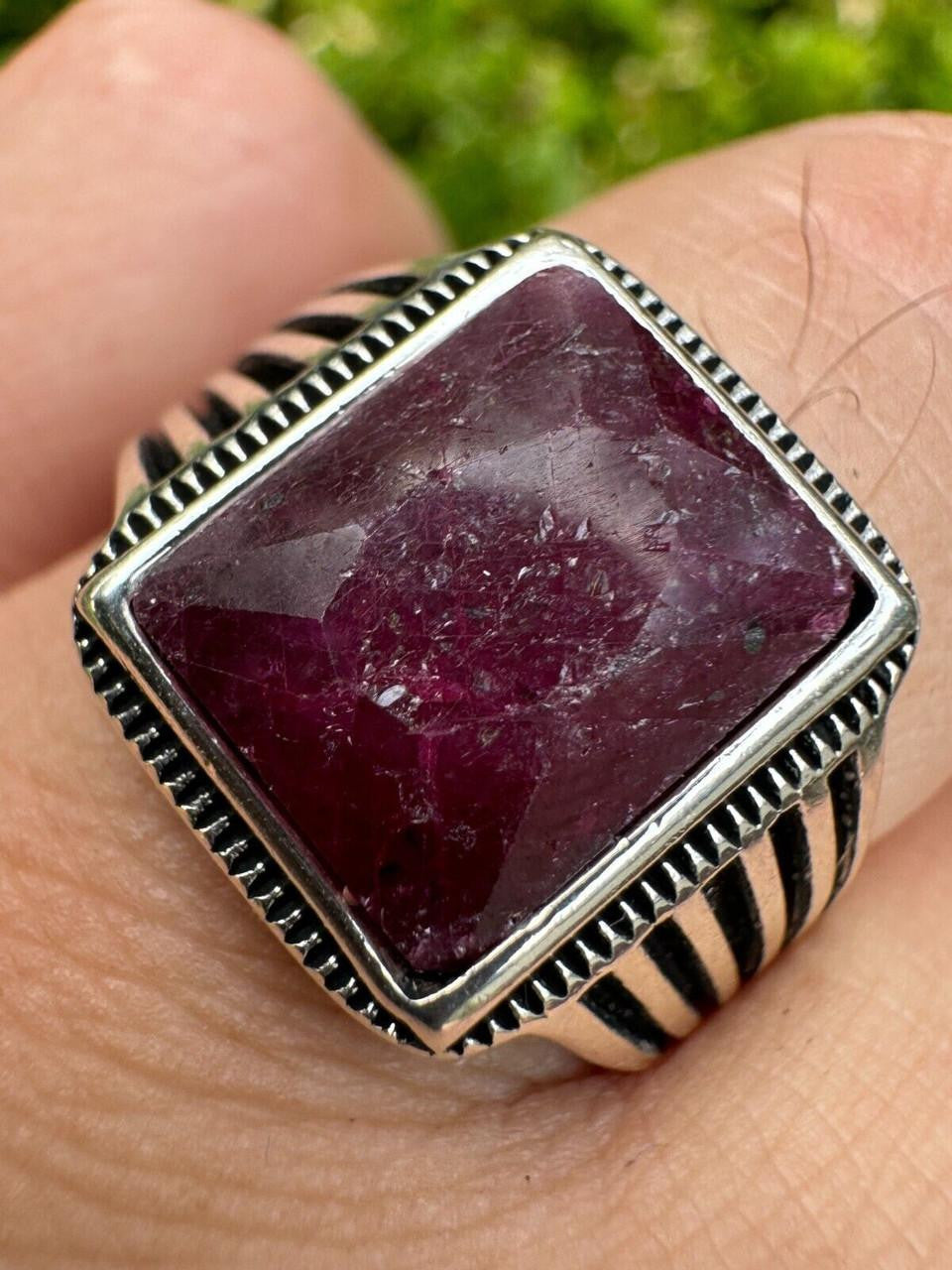 HarlemBling Royalty Ring - 925 Silver - Genuine Red Ruby Stone