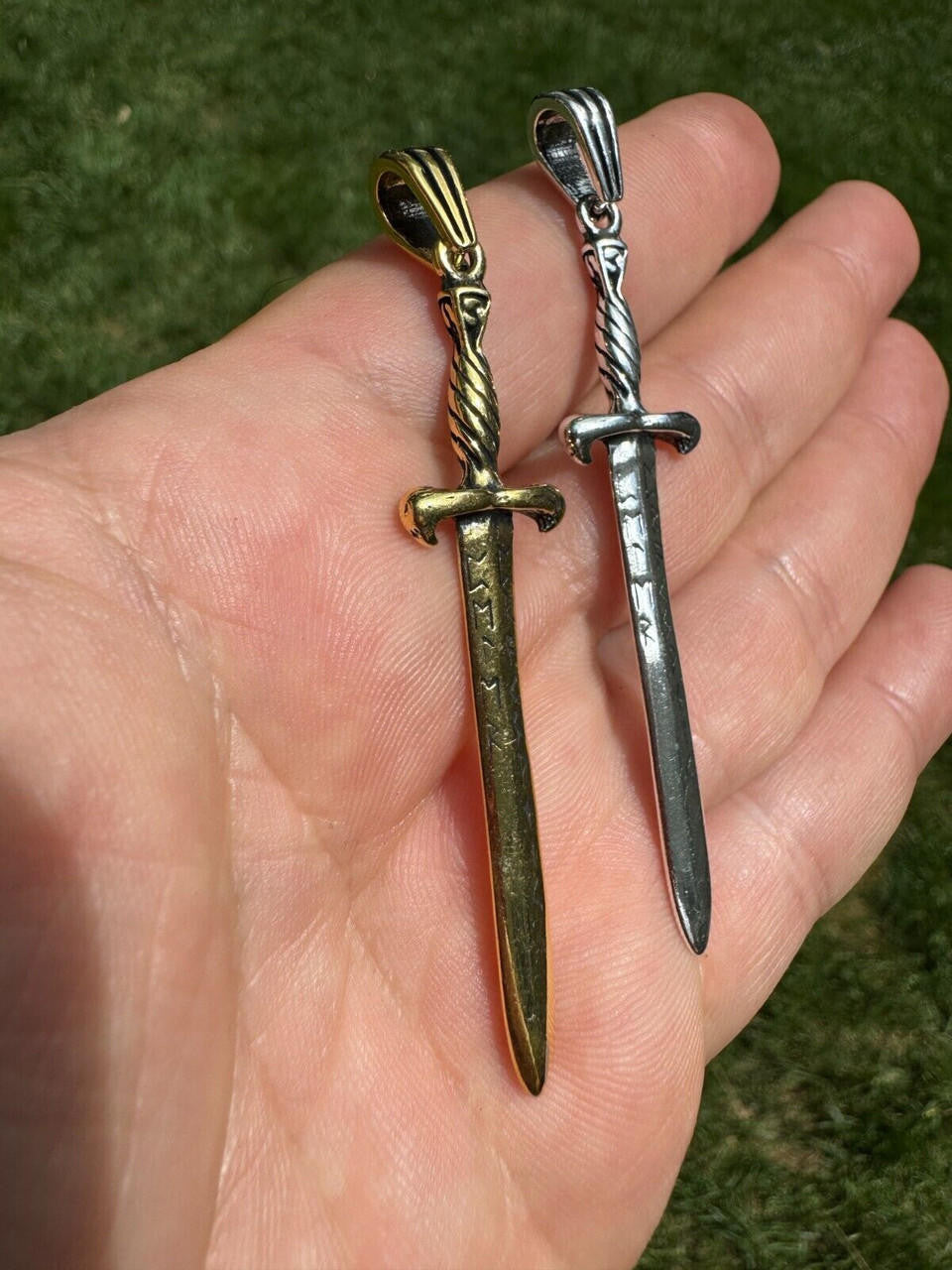 HarlemBling Solid 925 Silver / Gold Plated Roman Gladiator Sword Dagger Pendant Necklace