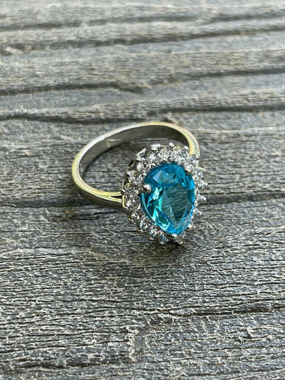 HarlemBling Solid 925 Sterling Silver Pear Shaped Blue Aquamarine and Diamond Cocktail Ring
