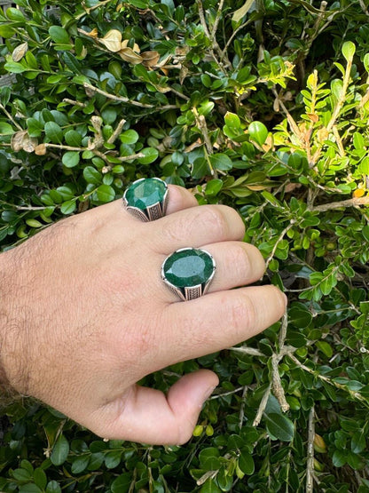 HarlemBling Wealth Ring - 925 Silver Oxidized - Genuine Green Emerald Stone