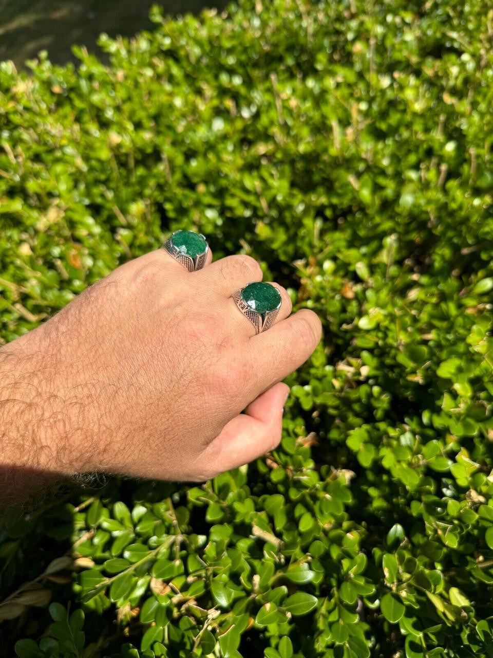 HarlemBling Wealth Ring - 925 Silver Oxidized - Genuine Green Emerald Stone