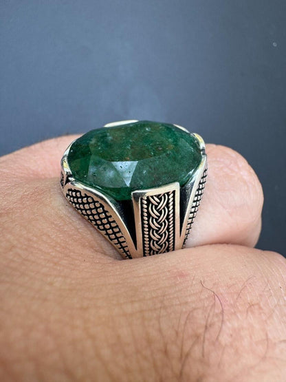 HarlemBling Wealth Ring - 925 Silver Oxidized - Genuine Green Emerald Stone