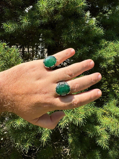 HarlemBling Wealth Ring - 925 Silver Oxidized - Genuine Green Emerald Stone