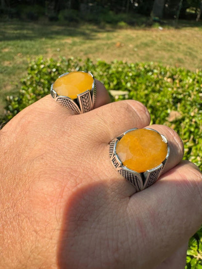 HarlemBling Wealth Ring - 925 Silver Oxidized - Genuine Yellow Sapphire Stone