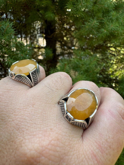 HarlemBling Wealth Ring - 925 Silver Oxidized - Genuine Yellow Sapphire Stone