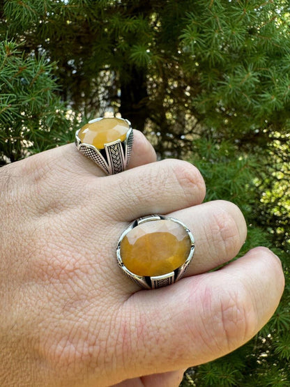 HarlemBling Wealth Ring - 925 Silver Oxidized - Genuine Yellow Sapphire Stone