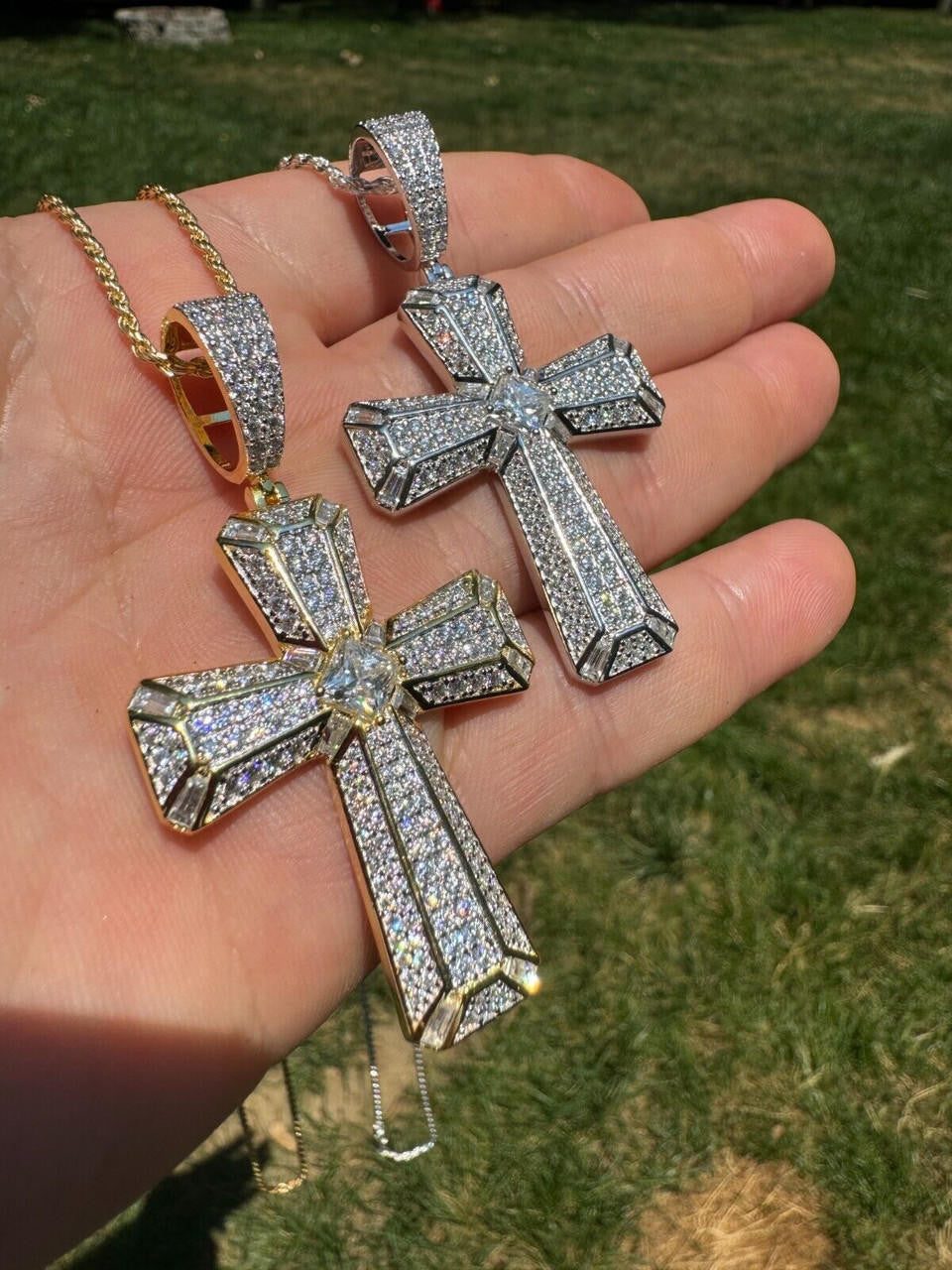 Hip Hop Moissanite Cross W. 1ct Center Stone Pendant - Iced 925 Silver /Gold Necklace