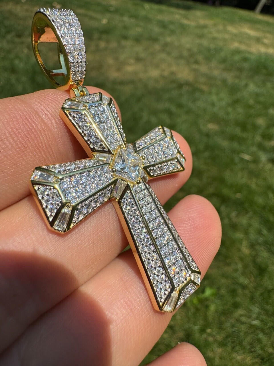 Hip Hop Moissanite Cross W. 1ct Center Stone Pendant - Iced 925 Silver /Gold Necklace