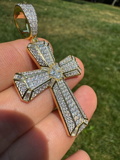 Hip Hop Moissanite Cross W. 1ct Center Stone Pendant - Iced 925 Silver /Gold Necklace