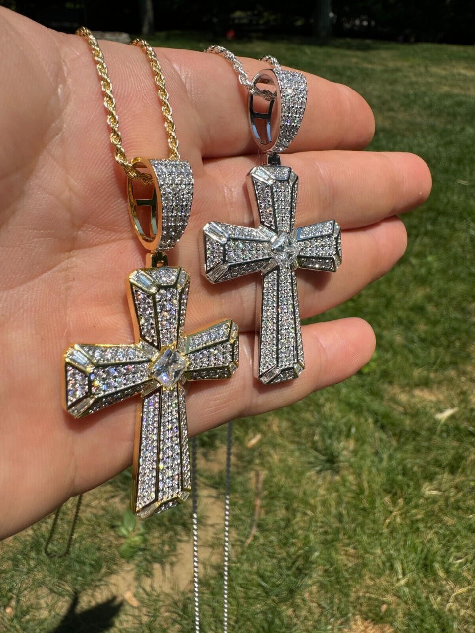 Hip Hop Moissanite Cross W. 1ct Center Stone Pendant - Iced 925 Silver /Gold Necklace