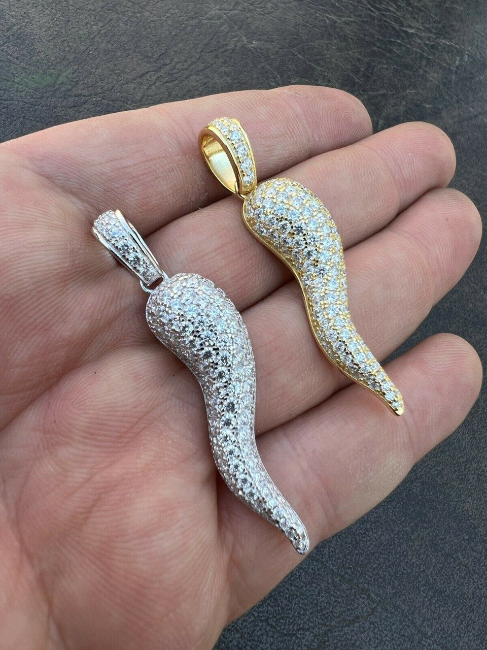 Hip Hop MOISSANITE Iced Hip Hop Cornicello Italian Horn Pepper Pendant Pass Diamond Test