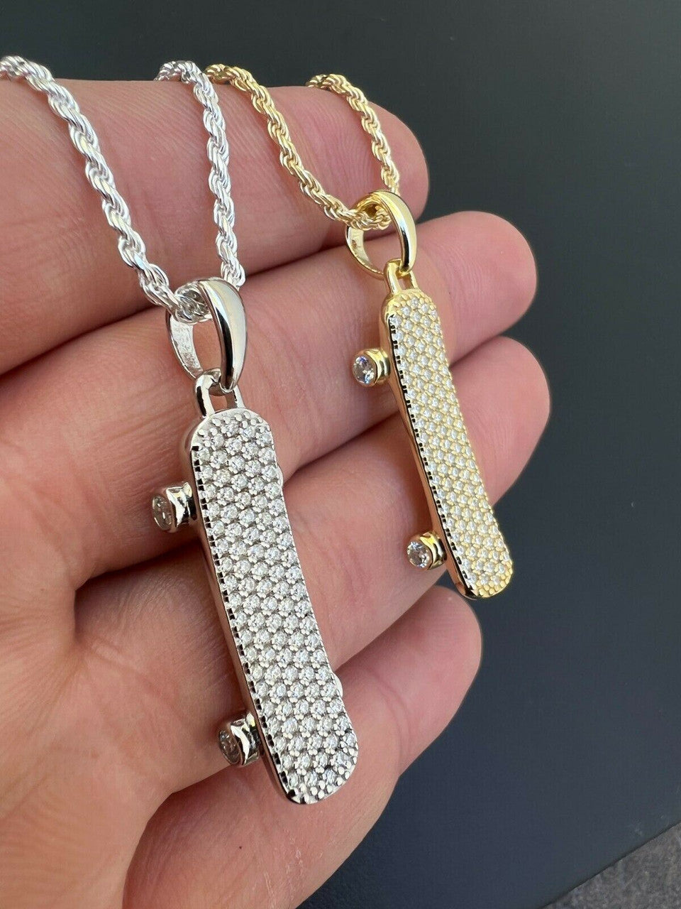 Hip Hop MOISSANITE Iced Silver Skateboard Pendant Hi Hop Gold Necklace Pass Diamond Test