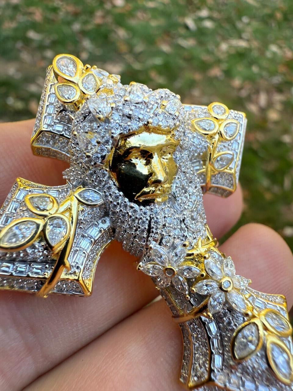 ruiネックレス MOISSANITE 3D Cross Jesus Face Pendant Iced Necklace Real 925