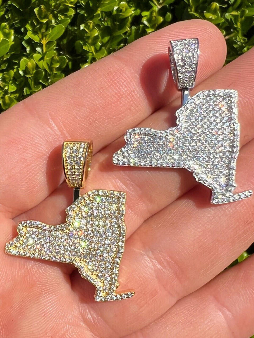 Hip Hop MOISSANITE Real 925 Silver / 14k Gold Hip Hop New York State Shape Pendant Iced