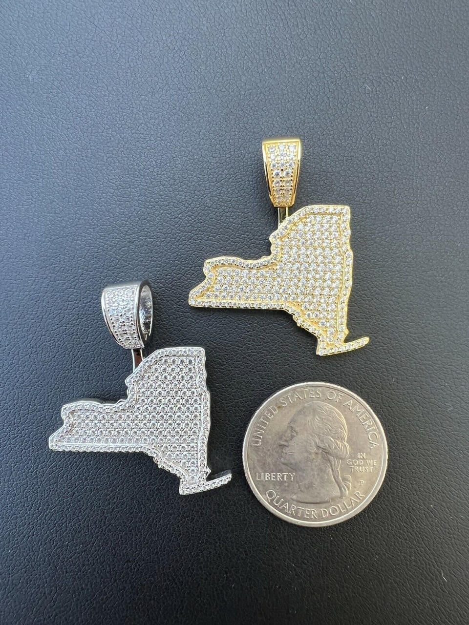 Hip Hop MOISSANITE Real 925 Silver / 14k Gold Hip Hop New York State Shape Pendant Iced
